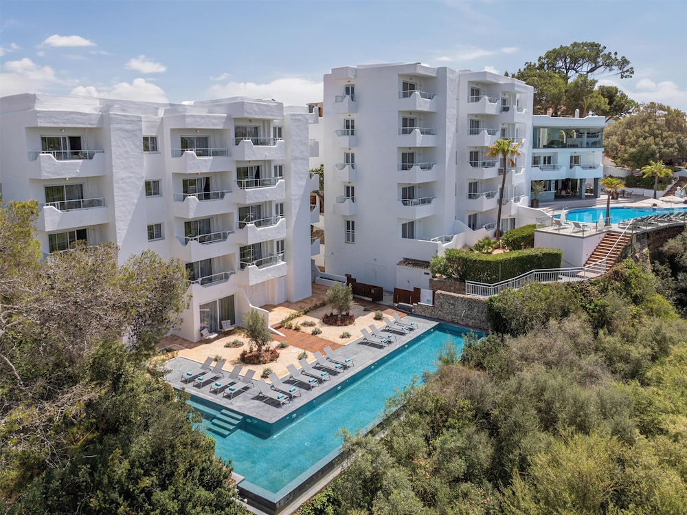 Marsenses Natura Olea Hotel 7/62