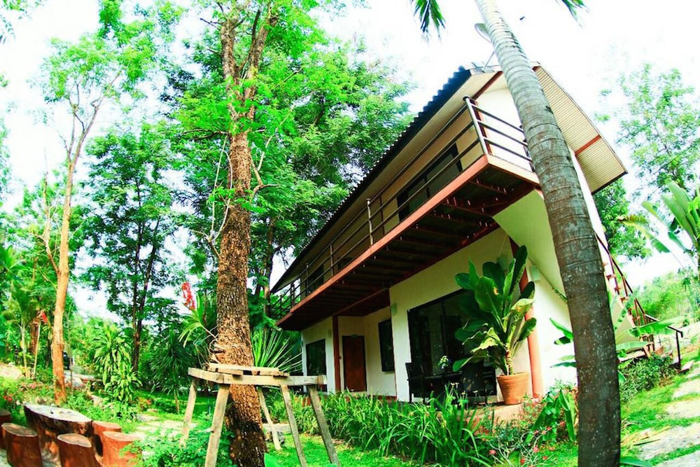 Banana Resort & Spa 1/31