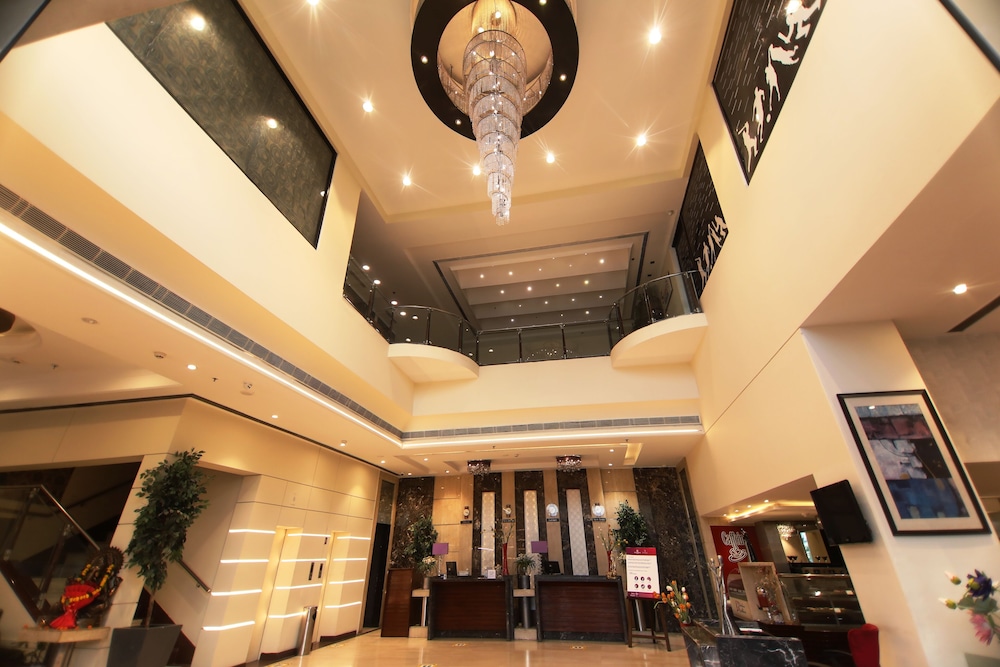 Regenta Place Amritsar 16/92