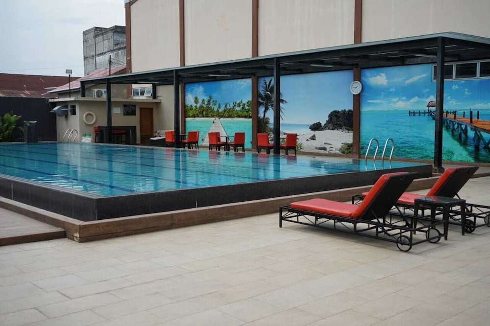 MaxOne Hotel Dumai 46/55