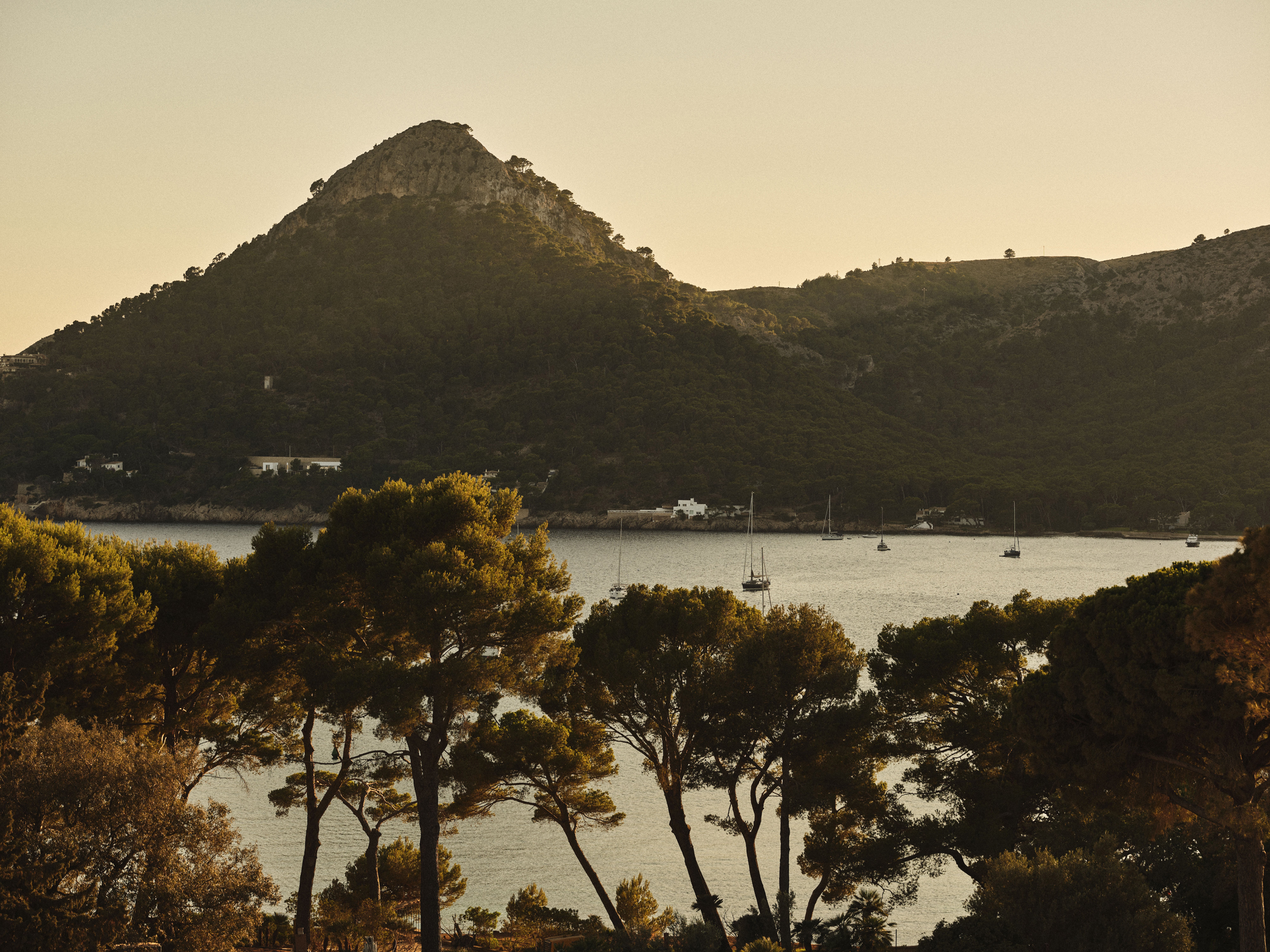 Four Seasons Mallorca at Formentor 56/61
