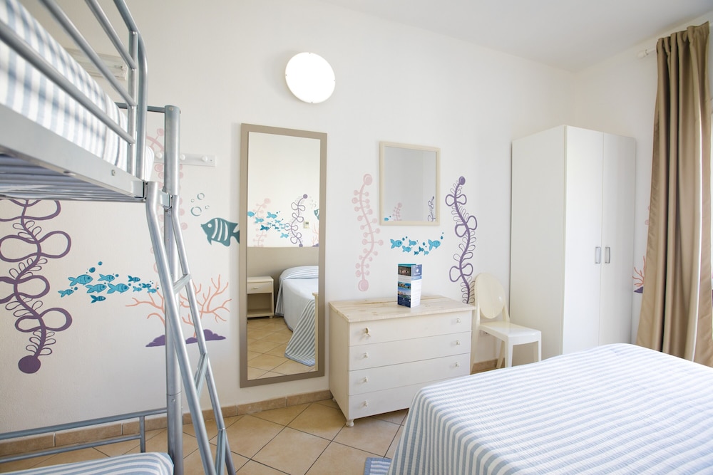 Muma Hostel 21/65