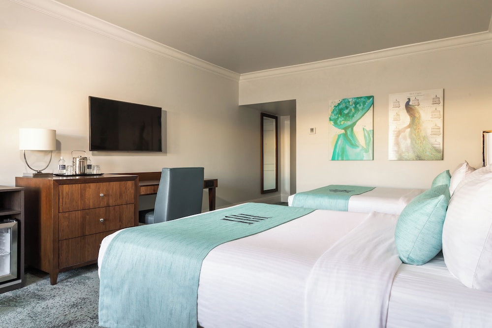 The Read House Hotel Historic Inn and Suites 24/62
