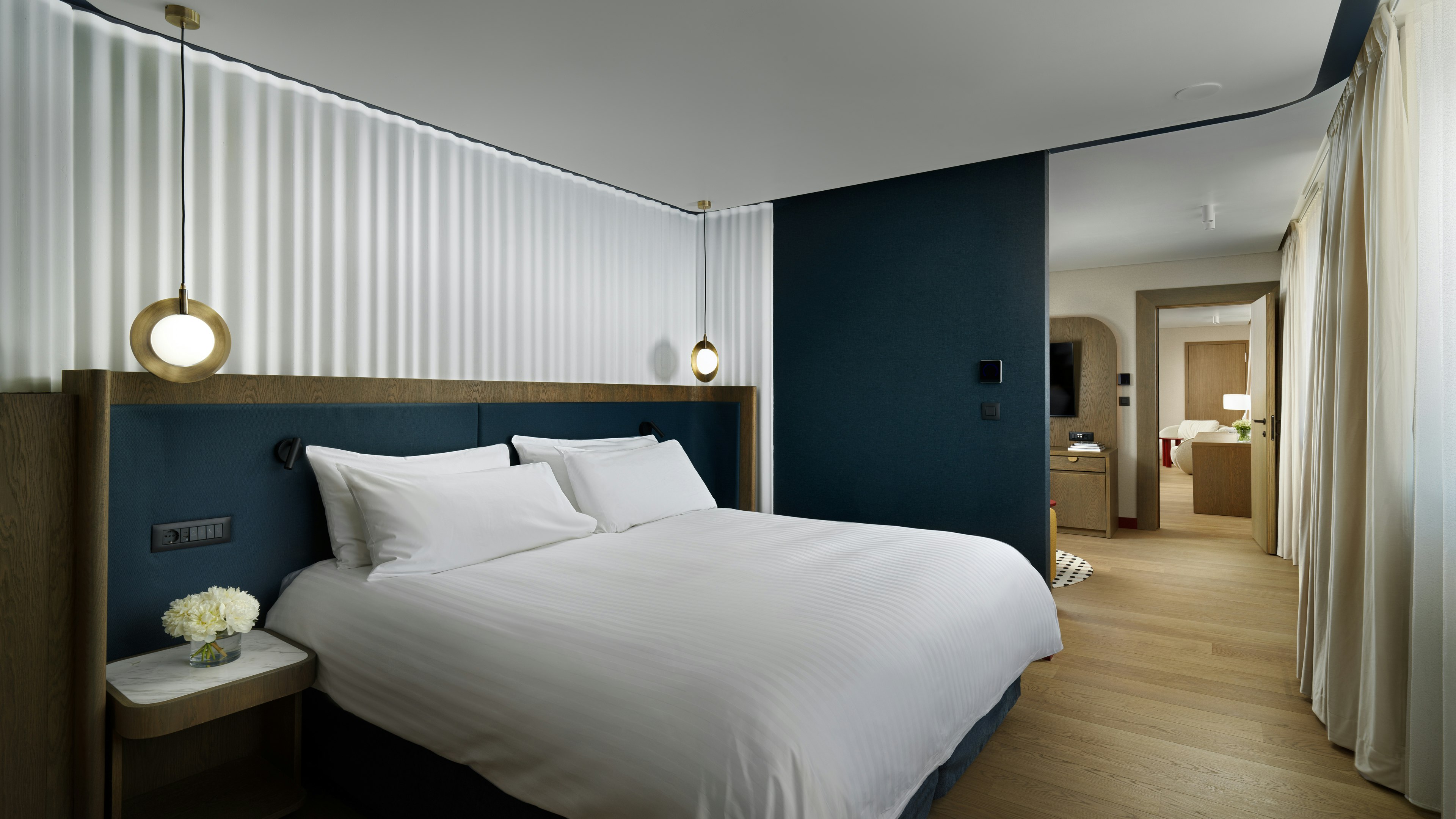 Luxury, Suite, King Bed, Acropolis View