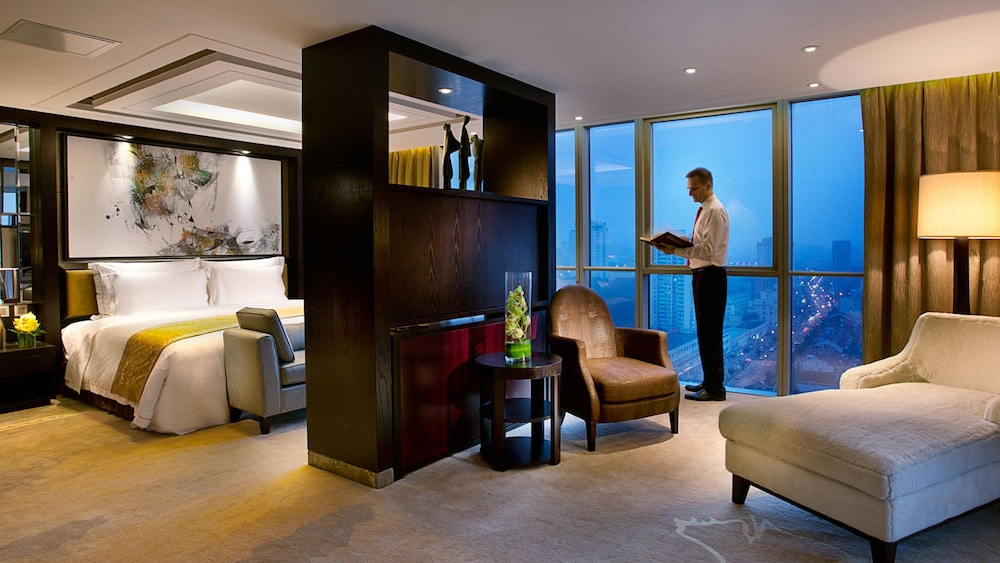 Intercontinental Beijing Beichen 10/81