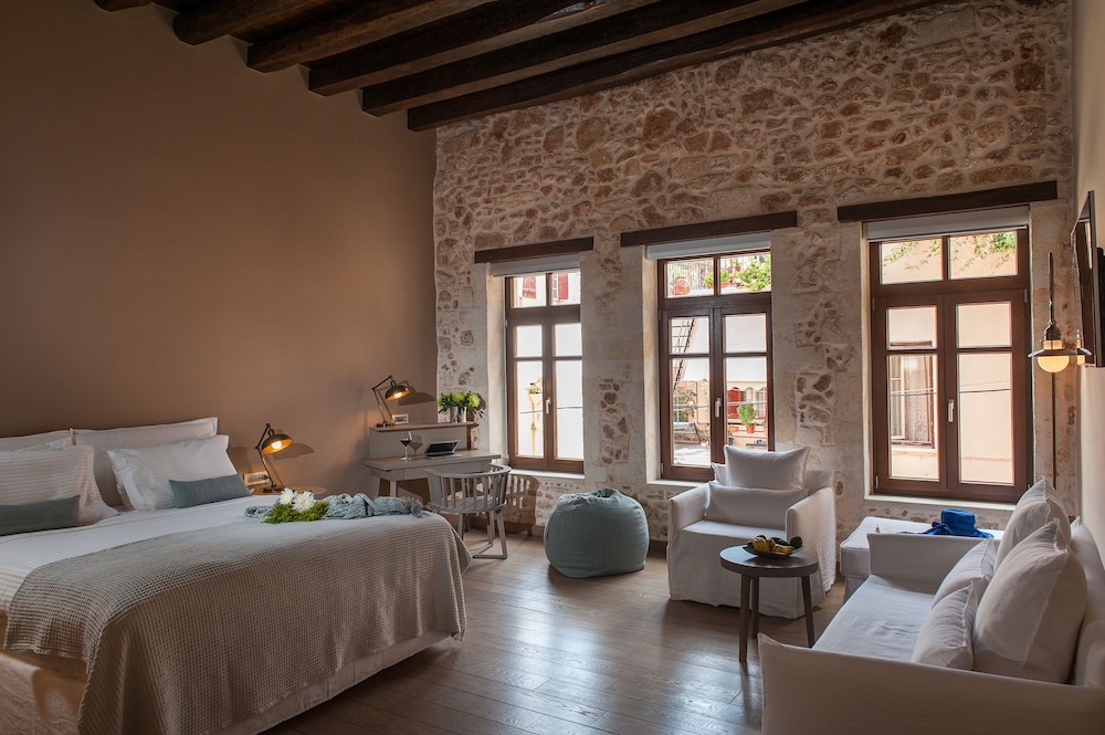 Serenissima Boutique Hotel 18/71