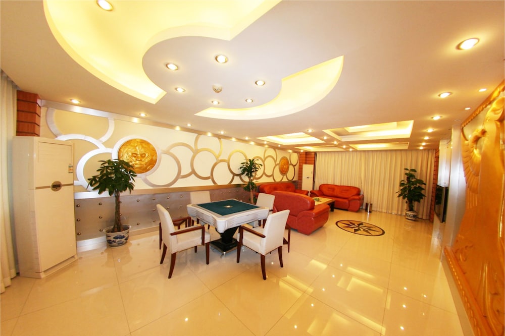 Milky Way Hotel Chongqing 36/56