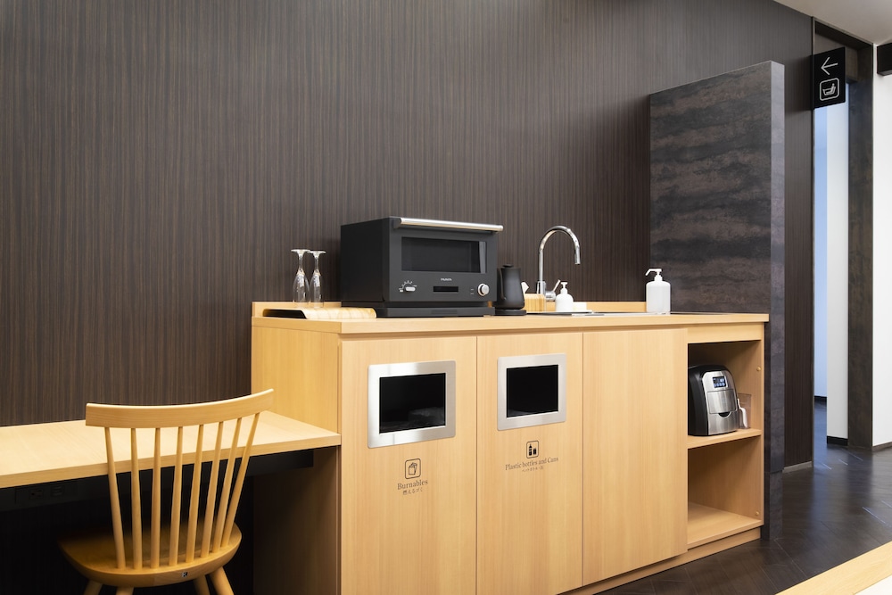FIRSTCABIN Kyoto Nijojo 52/61
