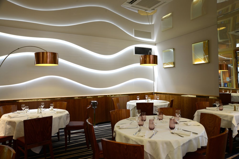 Mercure Paris Nanterre 32/48