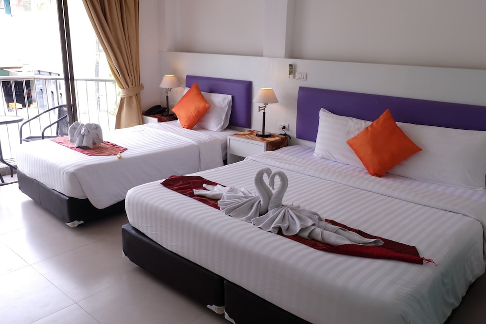 Armoni Patong Beach Hotel 30/78
