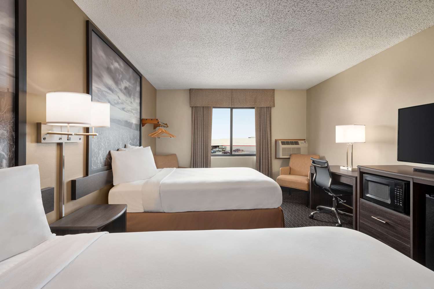 Super 8 by Wyndham Lincoln North 6/32