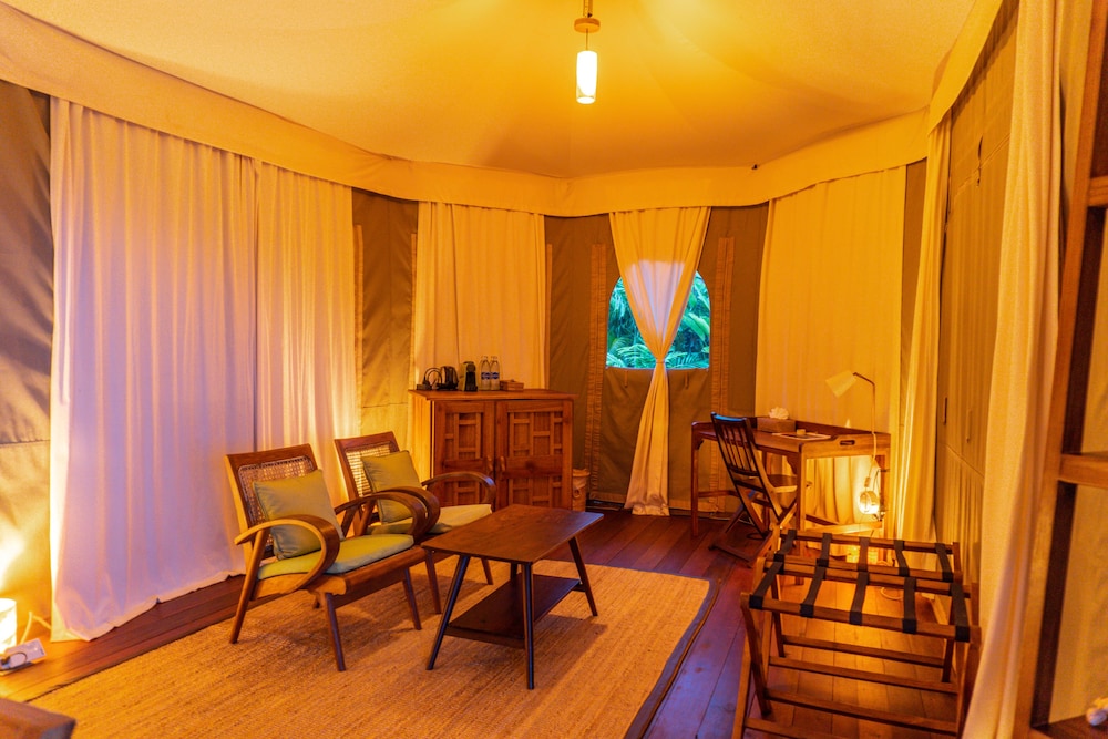 9 Hornbills Tented Camp 21/50
