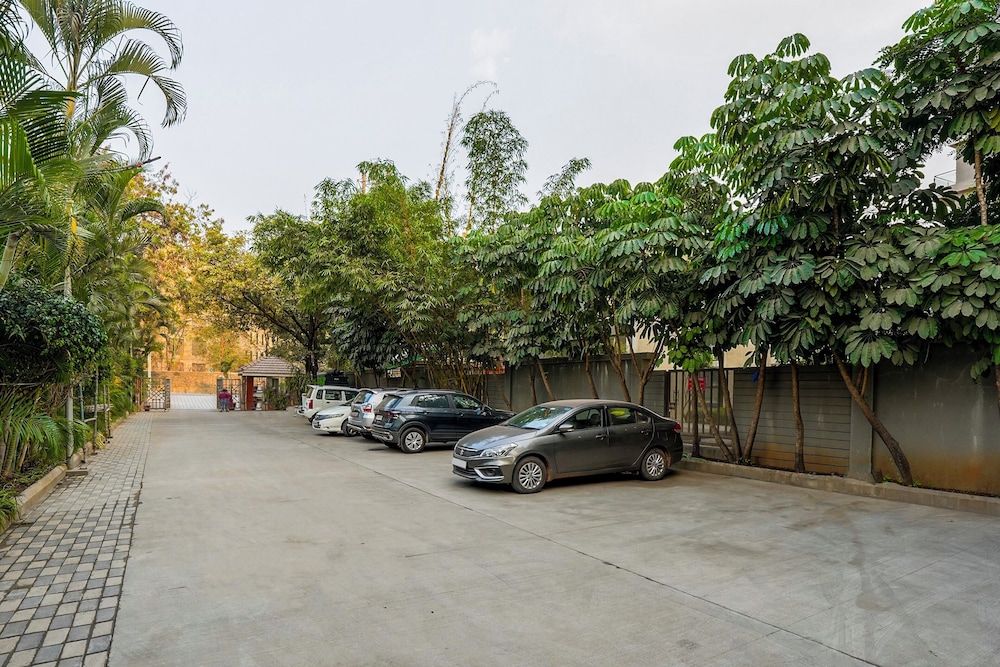 Hotel Niraali Executive 55/65