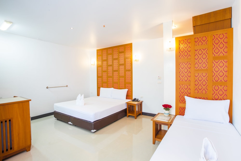 New Siam Palace Ville Hotel 31/70