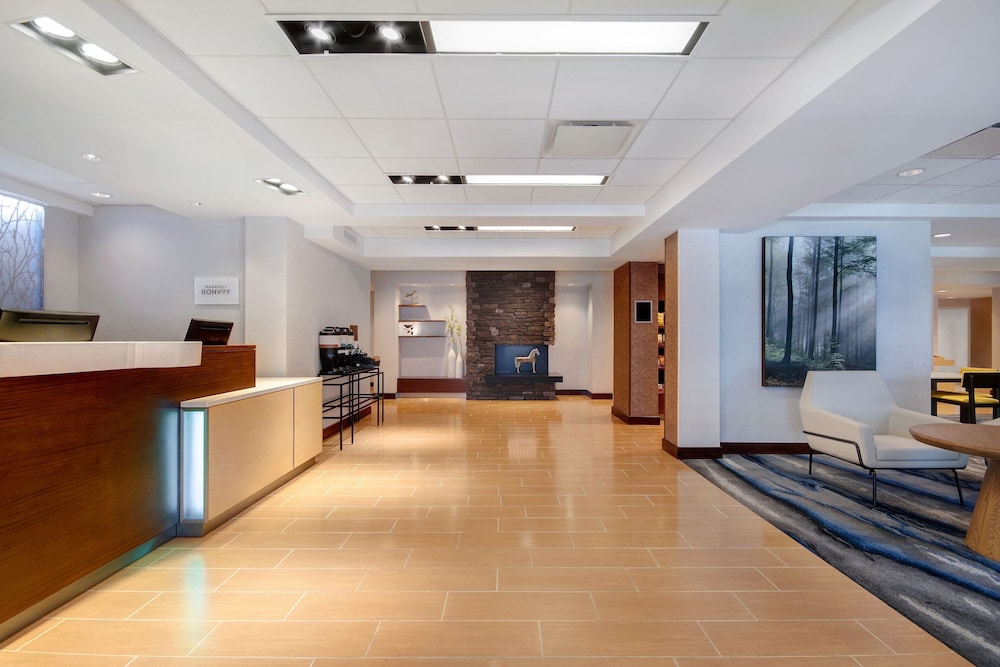 Fairfield Inn Amp Suites By Marriott Rochester West Greece 4/50