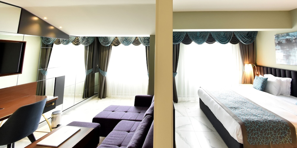 Capella Otel 16/42
