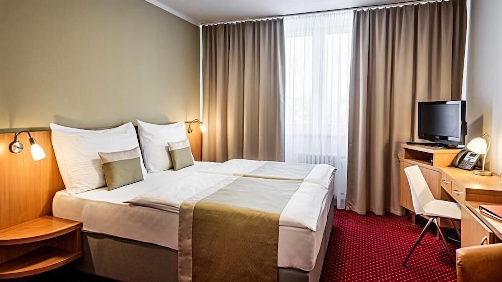 Hotel Vista 11/50