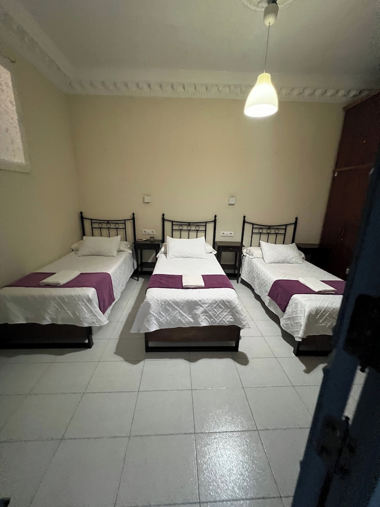 Room, Triple, 3 Beds, Shared Bathroom