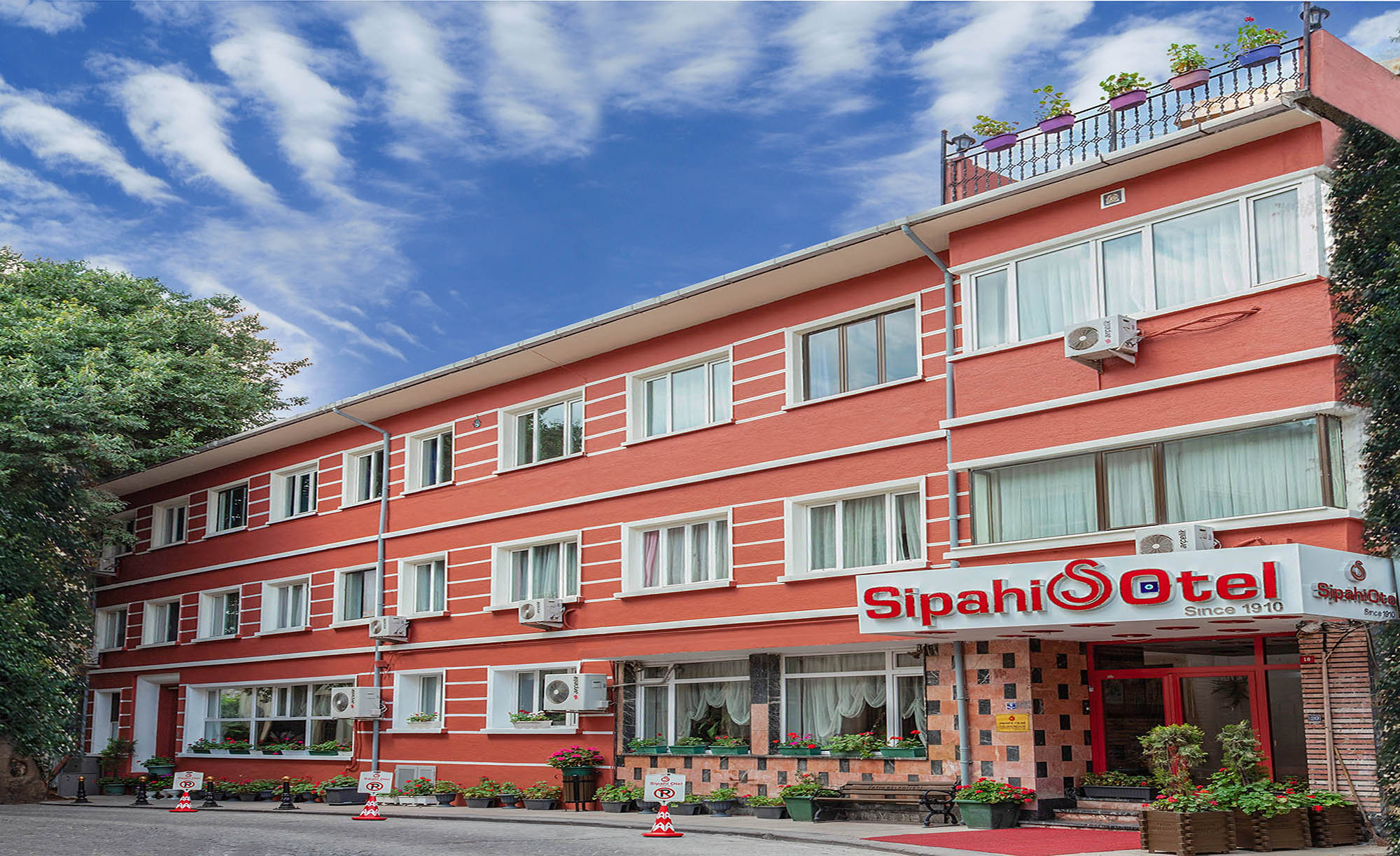 SIPAHI HOTEL 3/50