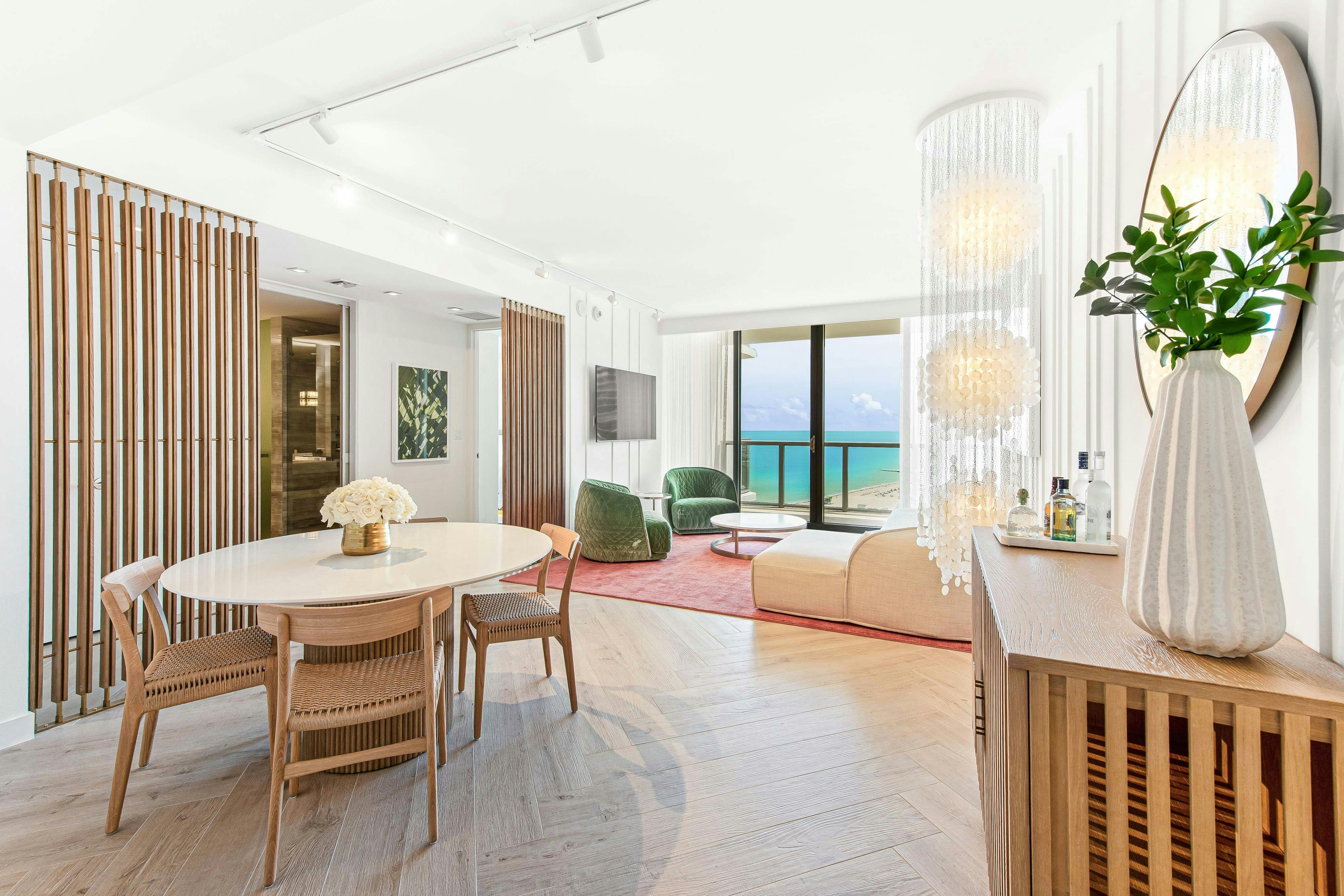 W South Beach Hotel 35/68