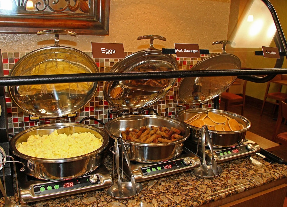 Best Western Plus Universal Inn 41/46