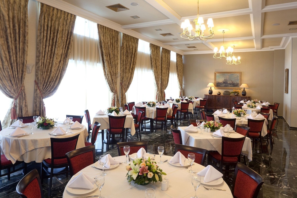 Margarona Royal Hotel 36/44