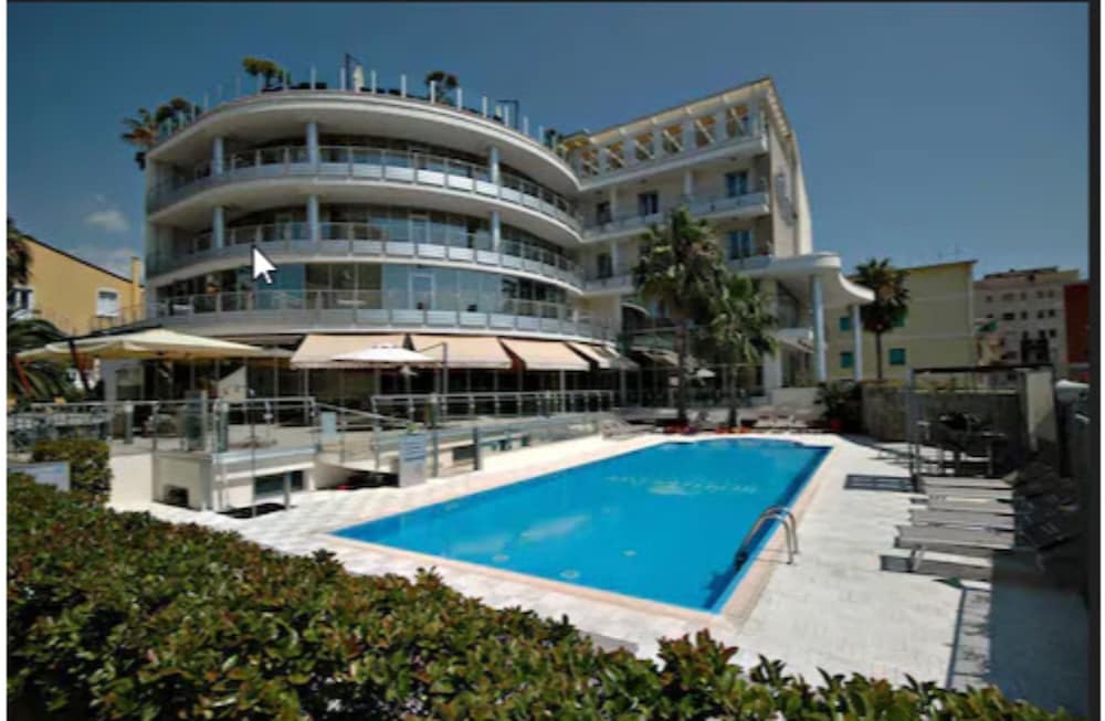 Mediterraneo Palace Hotel 1/31