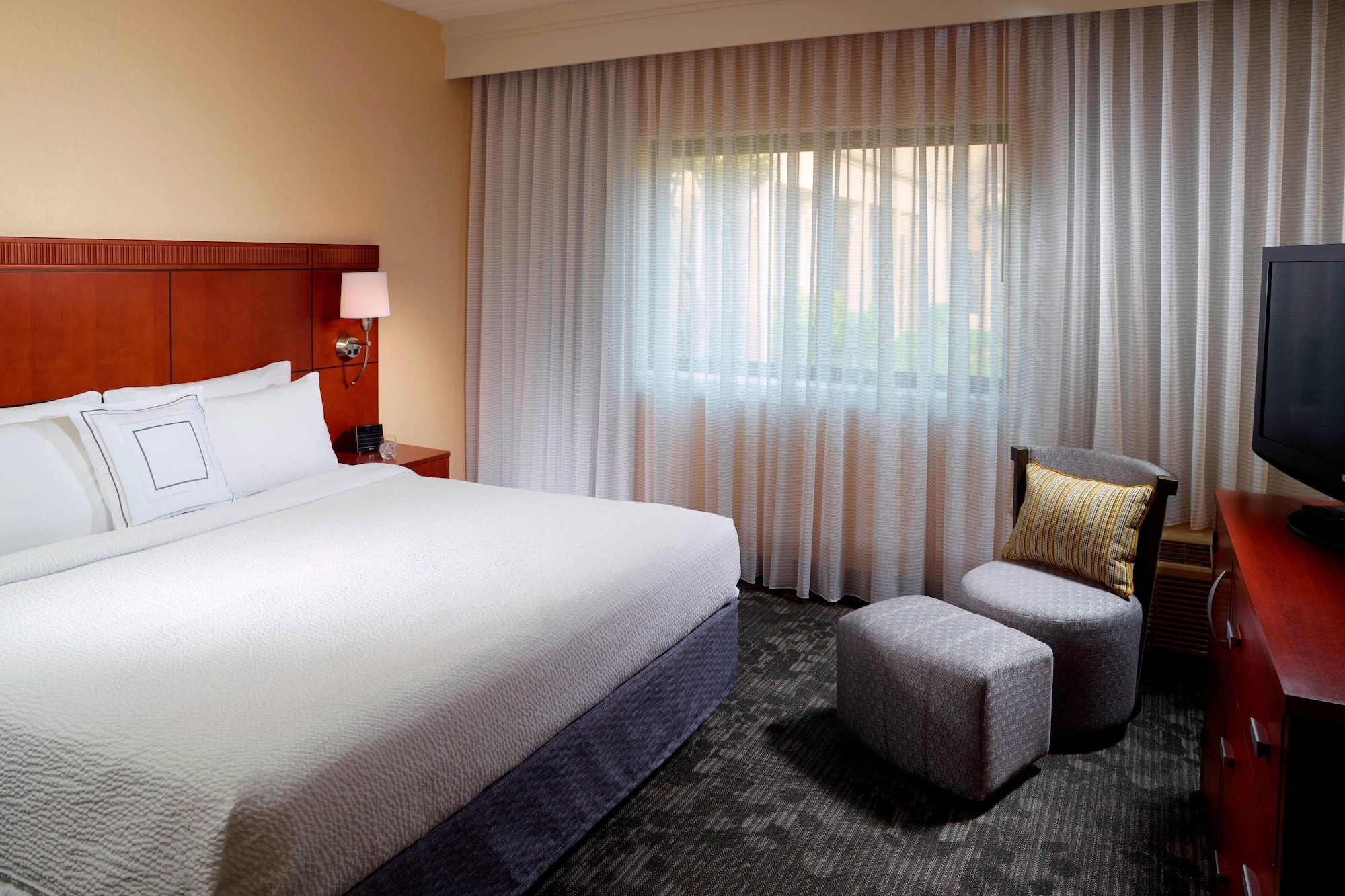 Room at Courtyard by Marriott Atlanta Duluth/Gwinnett Place, DULUTH - GA