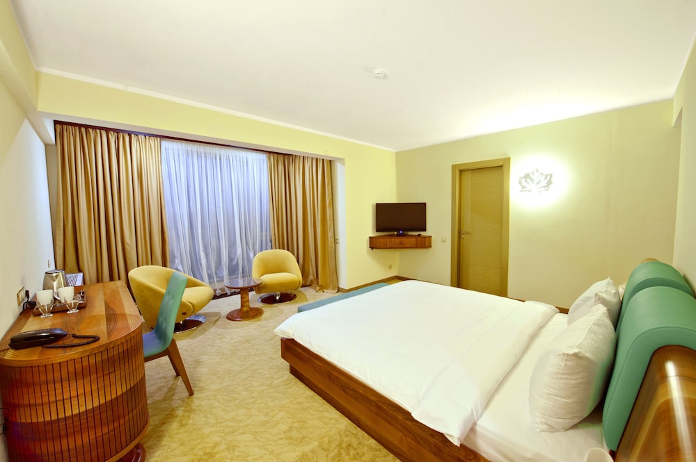 Castello Mare Hotel & Wellness Resort 65/102