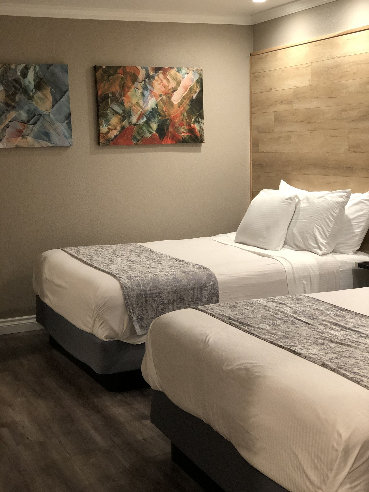DELUXE, SUITE, DOUBLE BED