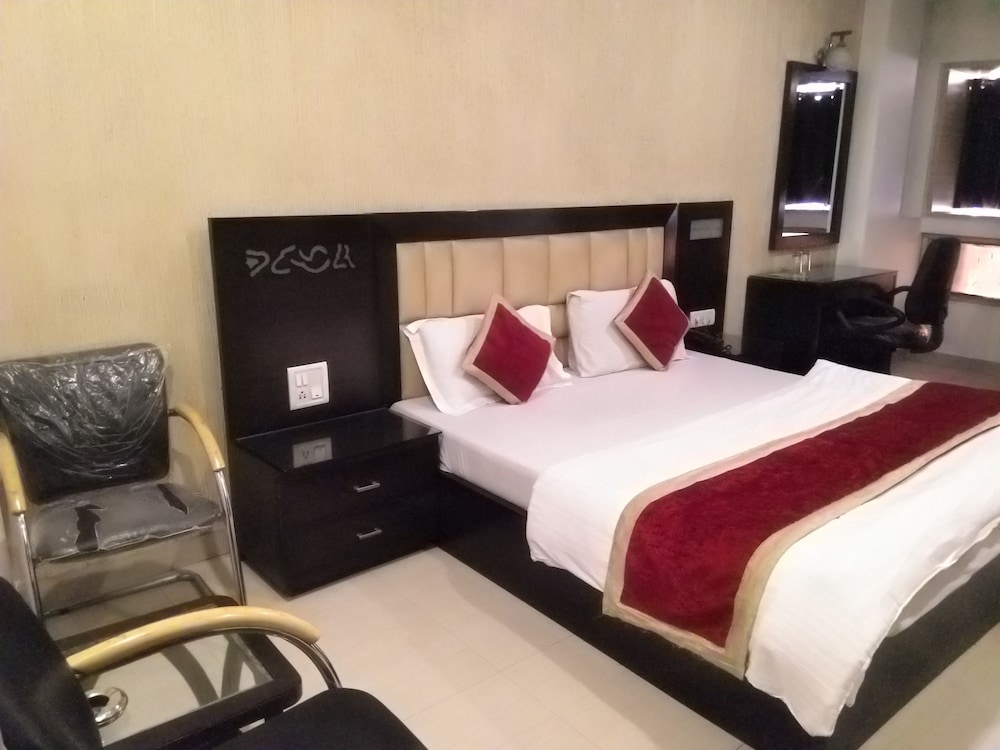 Arihant Inn 8/53
