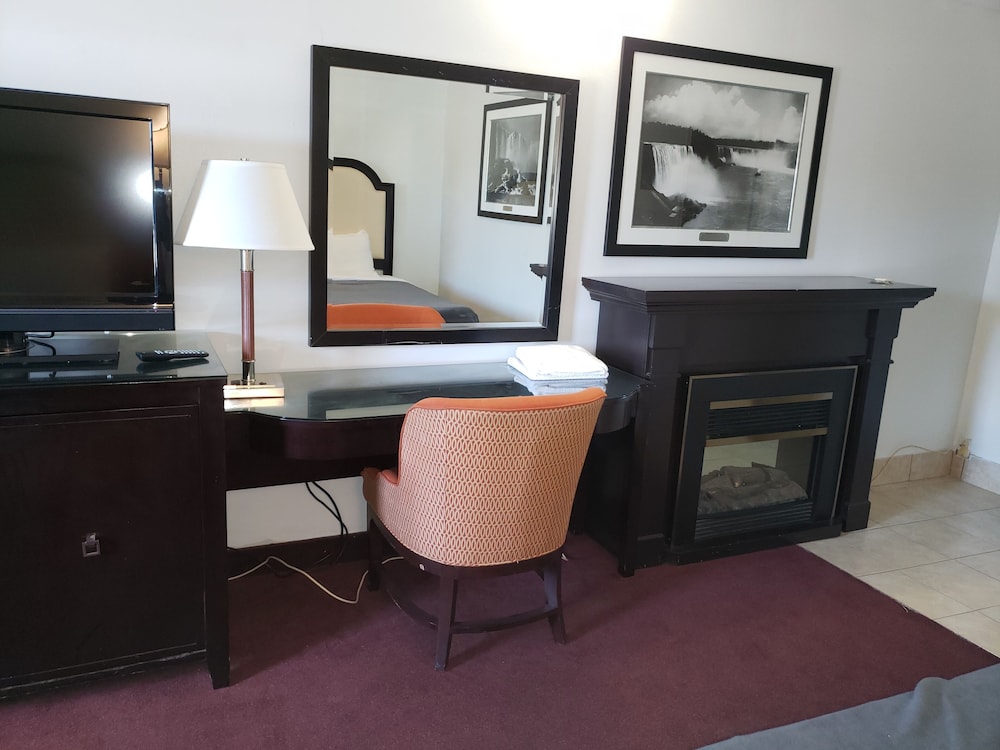 Niagara Falls Courtside Inn Hotel 28/41