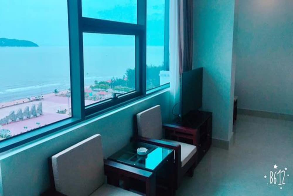 Blue Wave Hotel 26/38