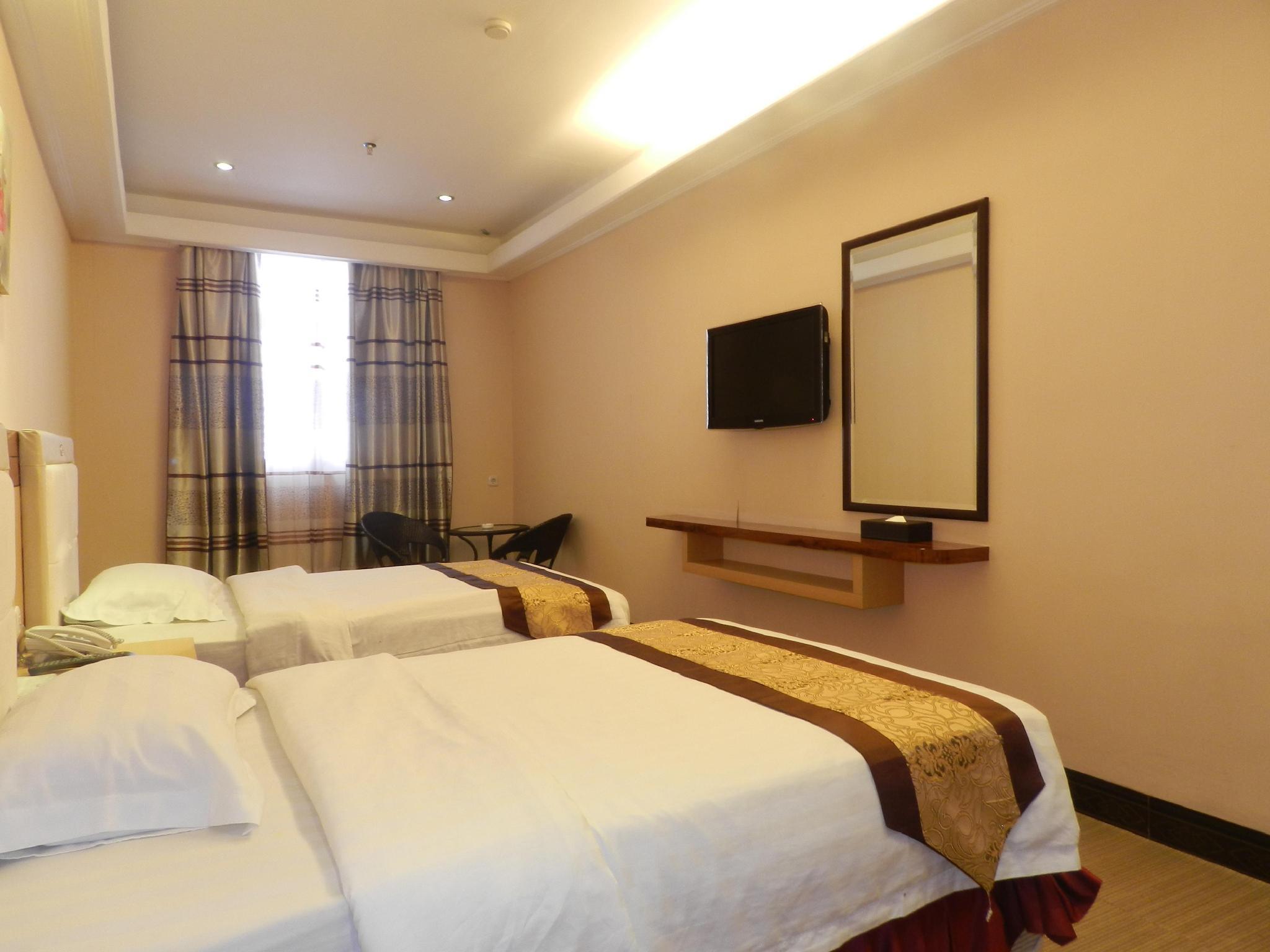 Superior, Twin Beds