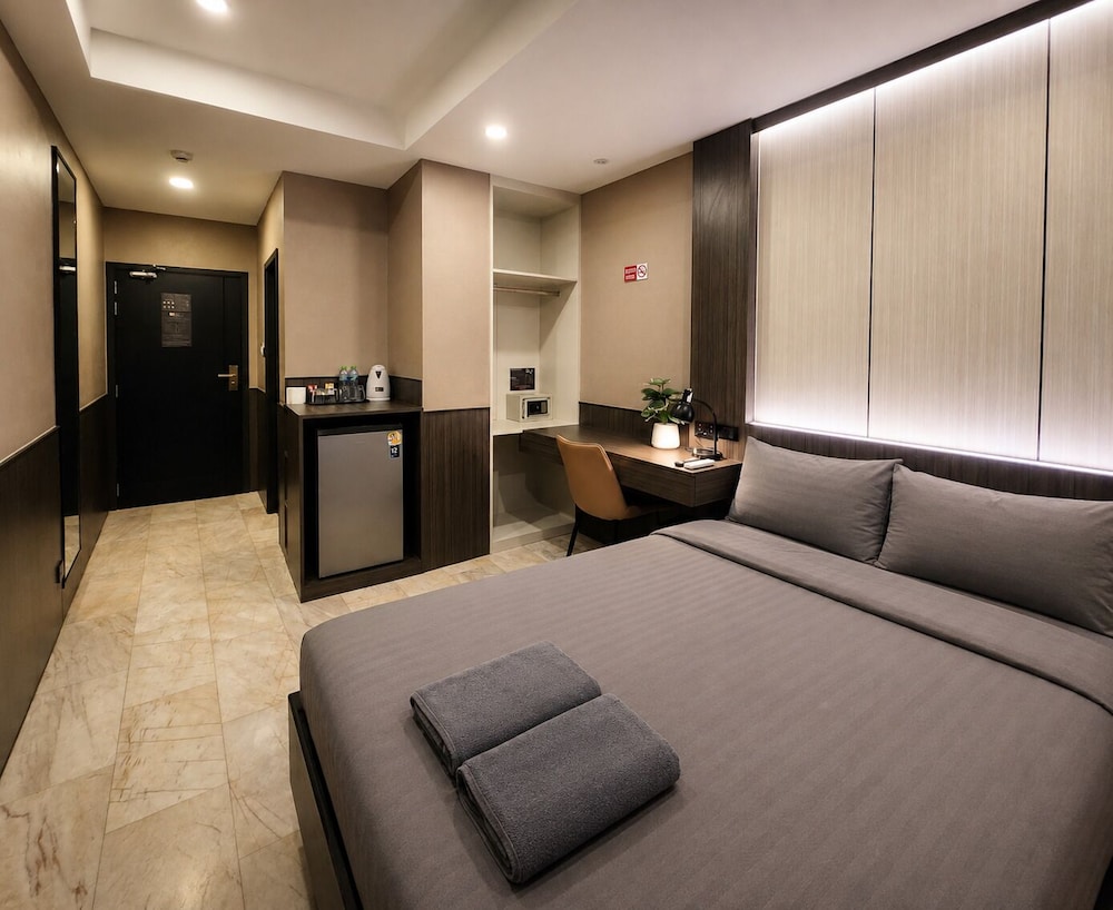 Max Hotel 44/63