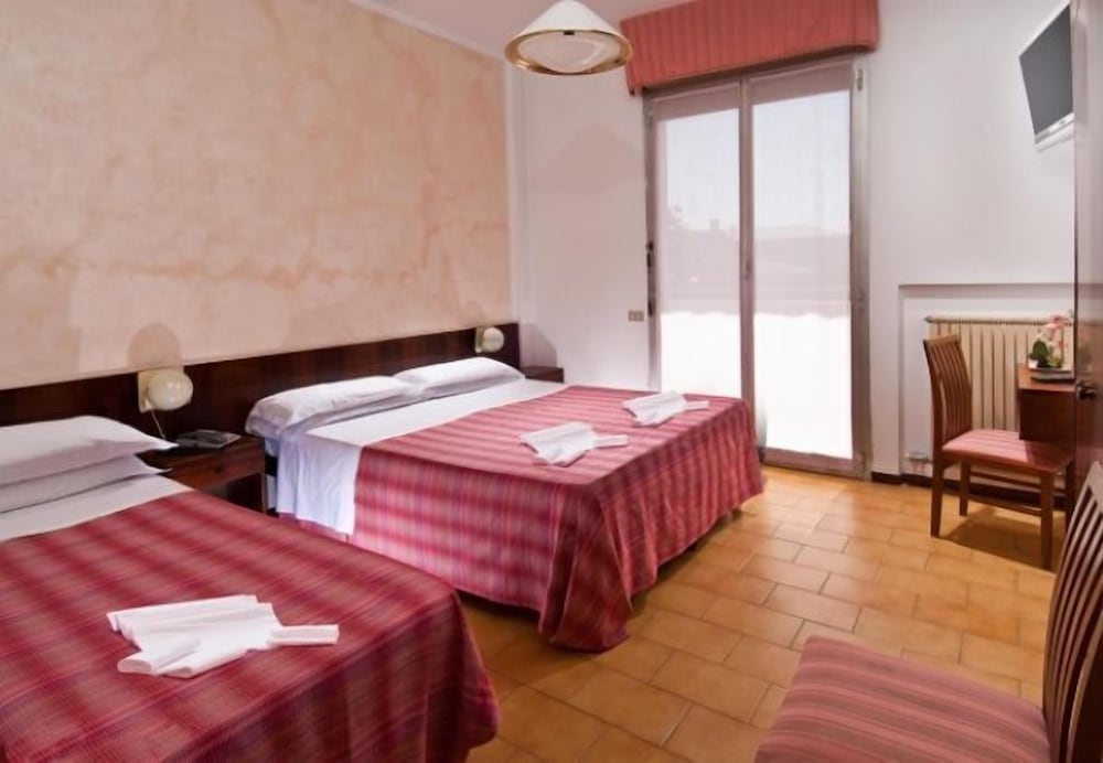 Hotel Le Querce 24/73