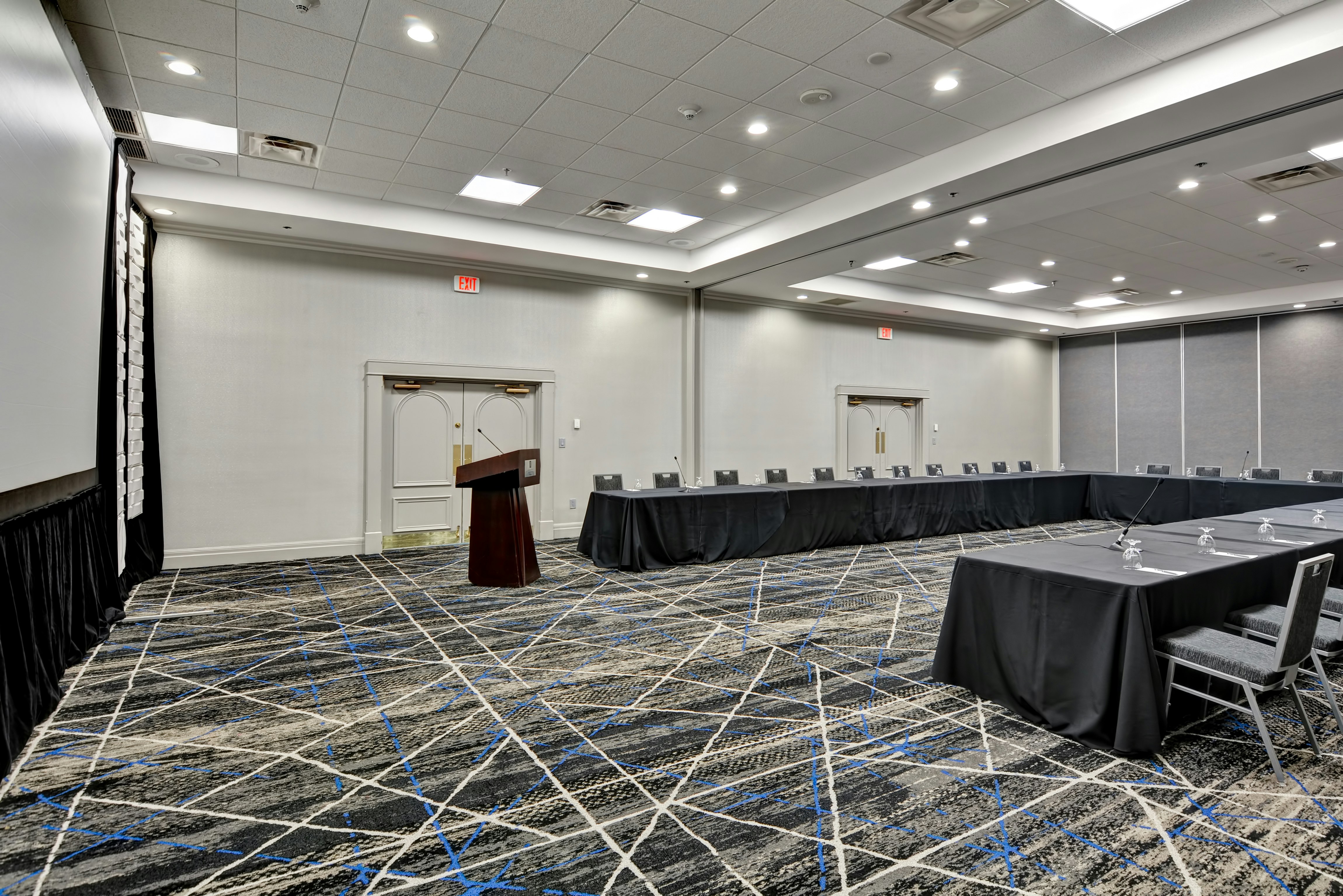 Embassy Suites by Hilton Miami International Airport 74/80