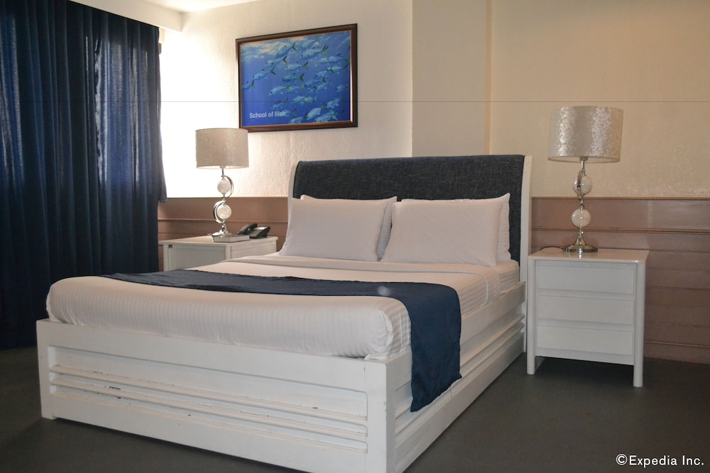 Anchor Hotel 10/42