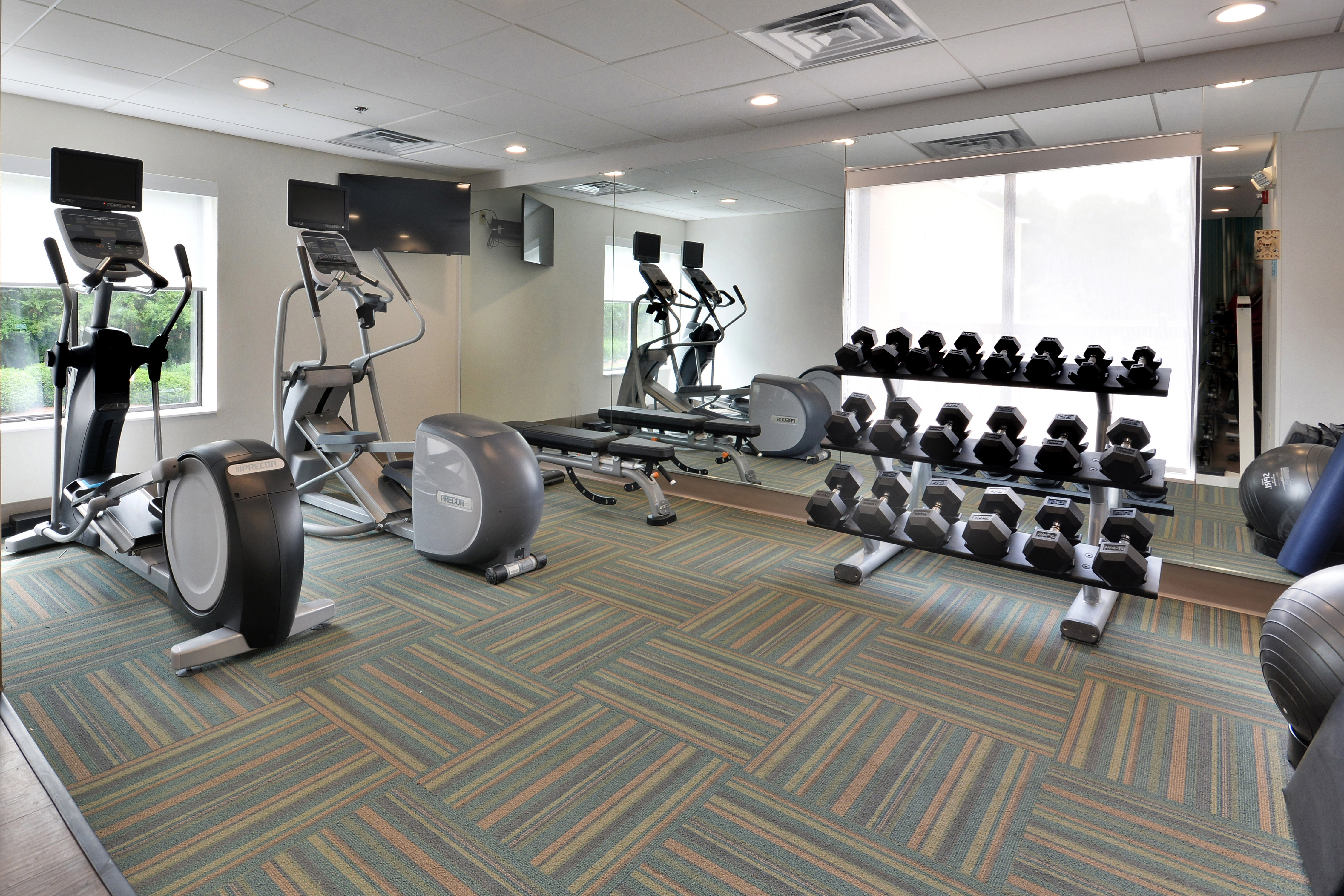 Holiday Inn Express Raleigh-Durham Airport 15/25
