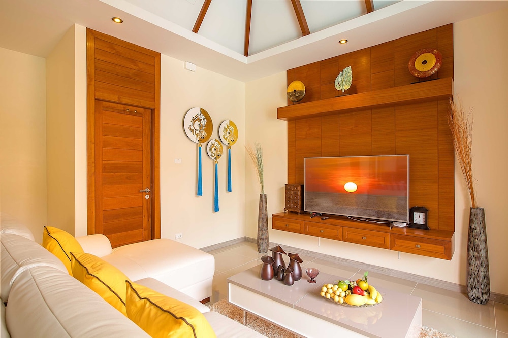Rawai Vip Villas Kids Park And Spa 18/87