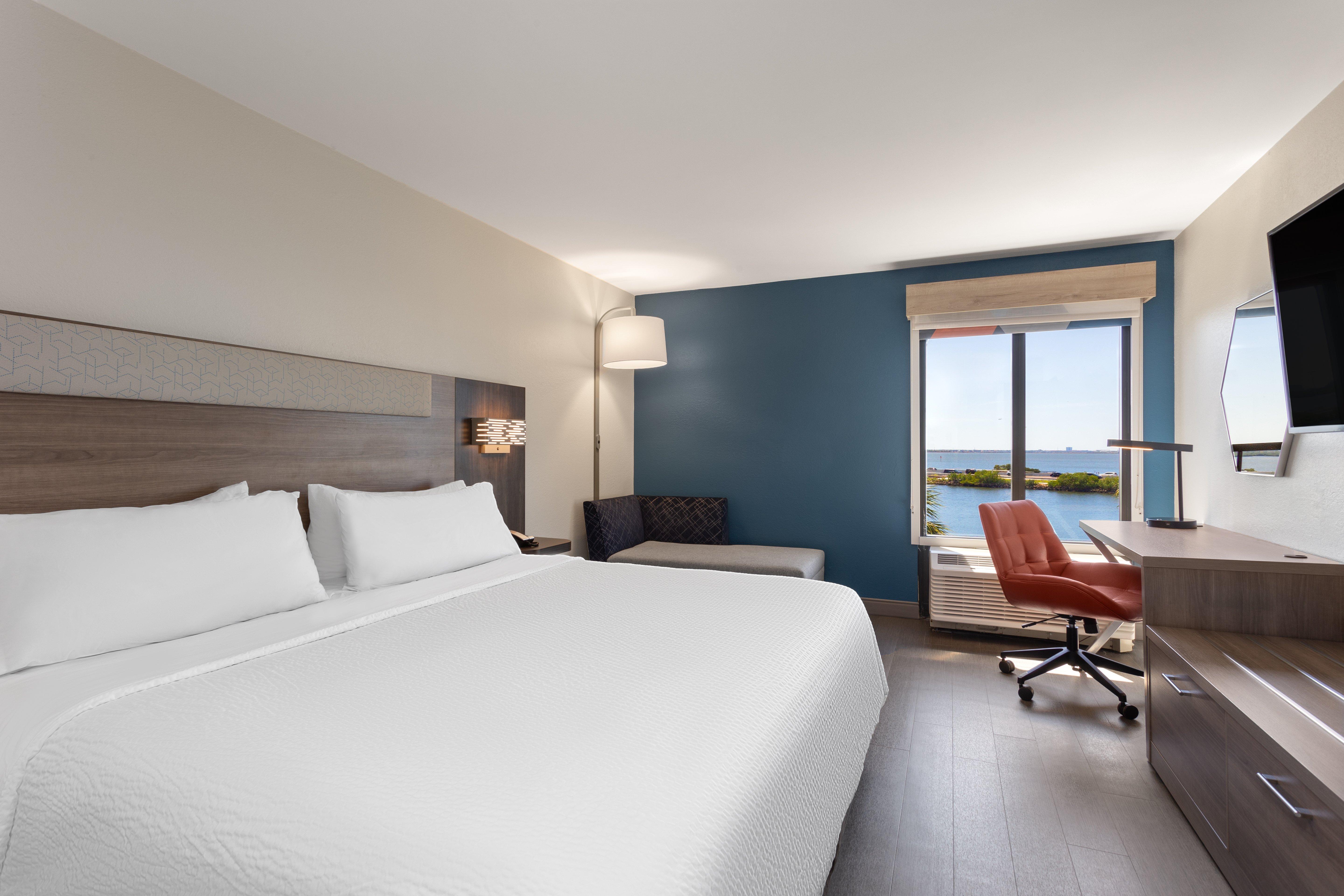 Room, King Bed, Bay View