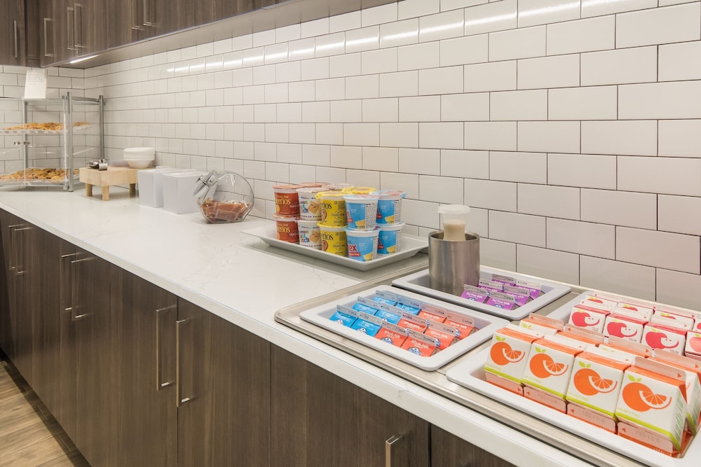 Residence Inn Dallas DFW Airport South/Irving 17/27