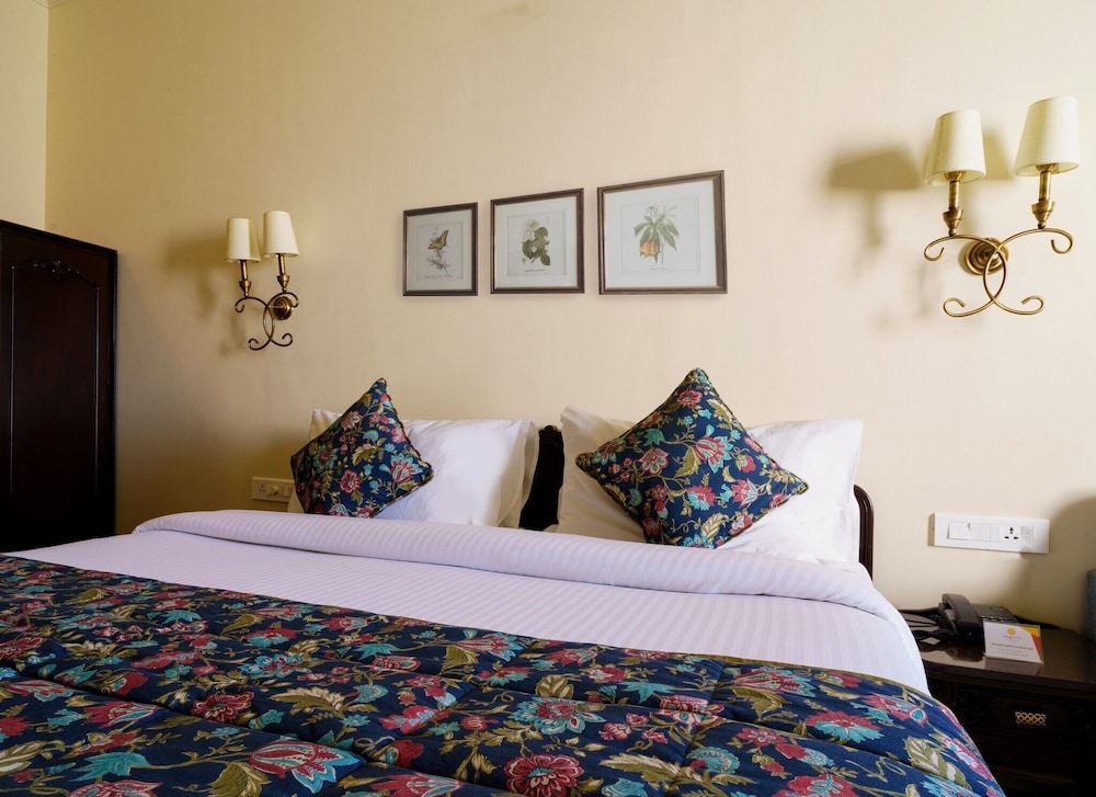 Valley View Beacon Resort, Mahabaleshwar 32/50