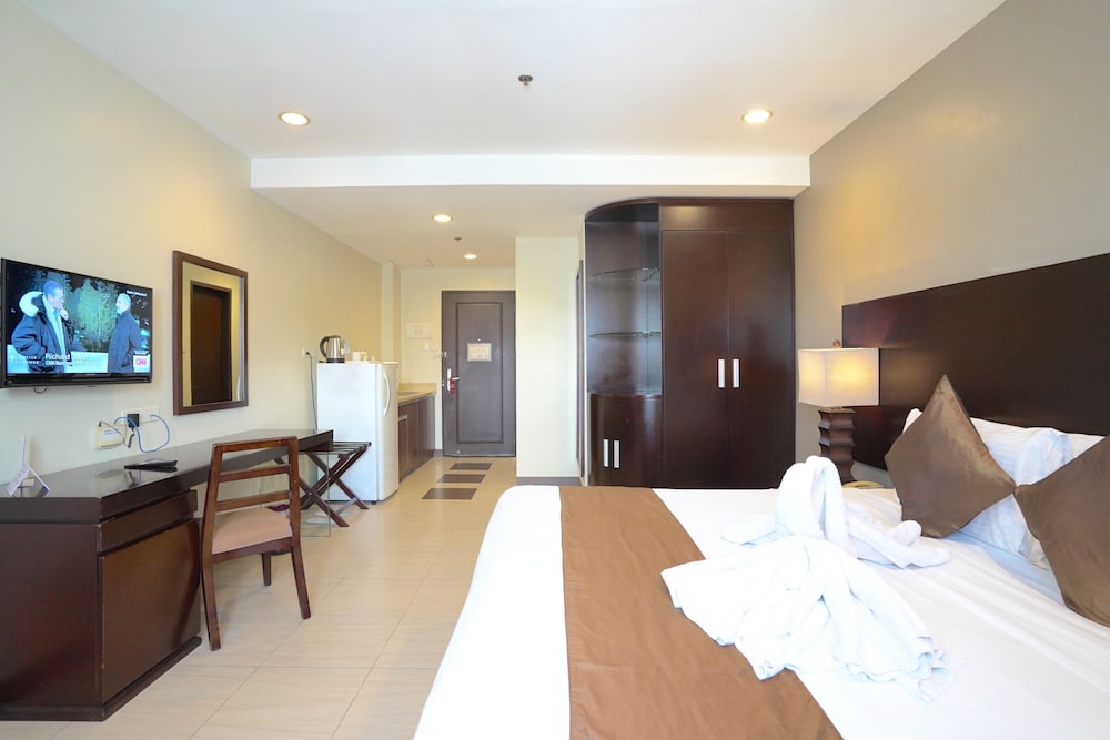 Alpa City Suites 12/50