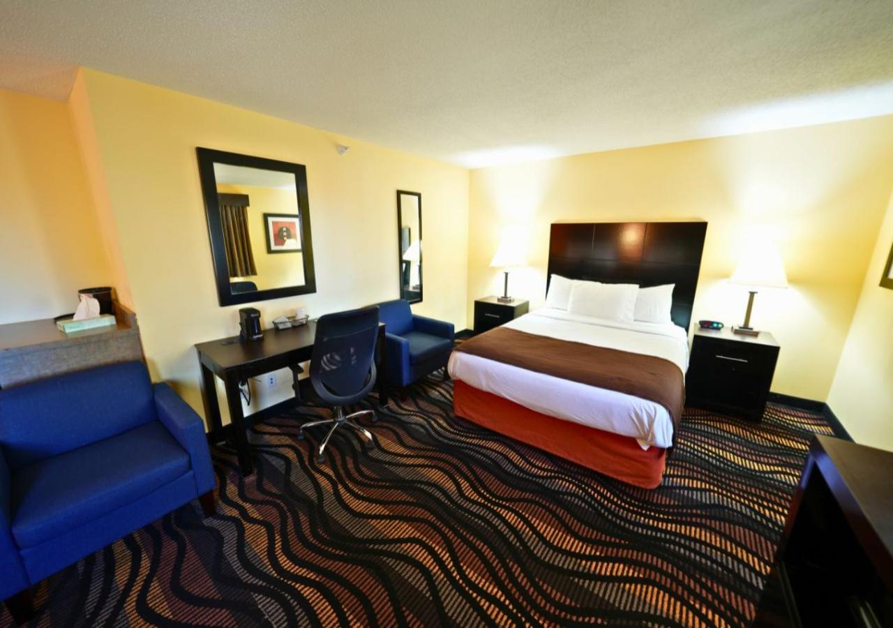 Family, Studio, Americinn By Wyndham Streator 4/9