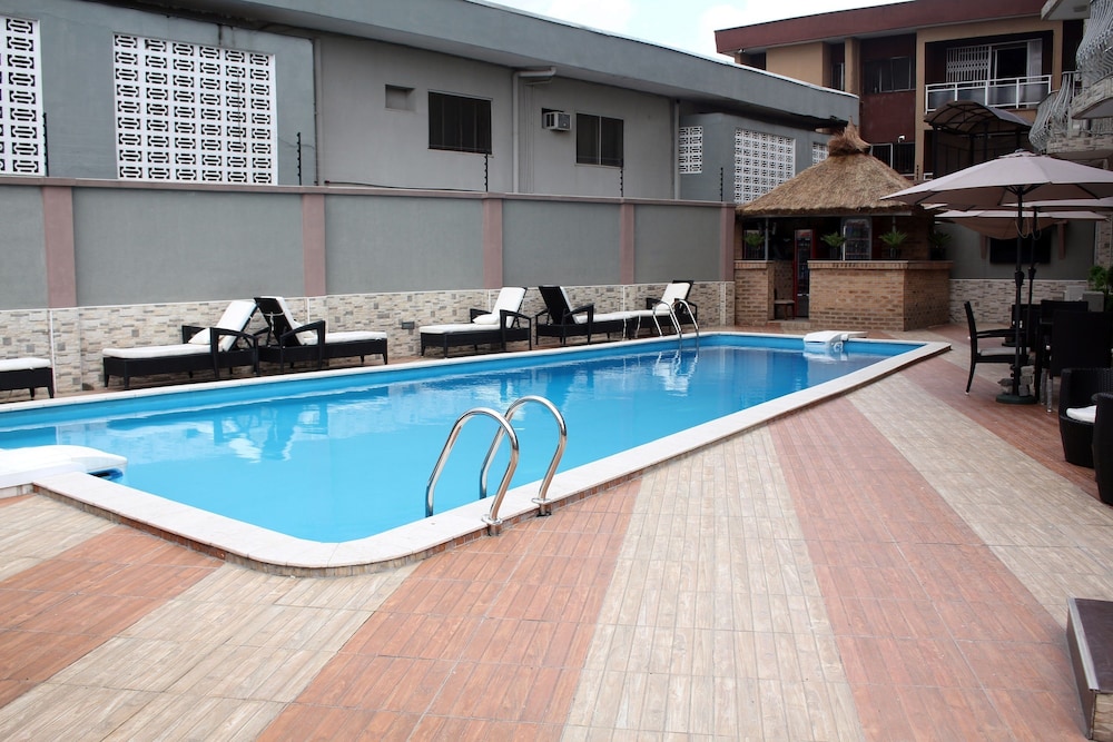 Watercress Hotels 4/45