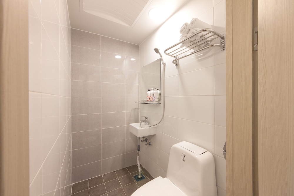K-Guesthouse Myeongdong 4 14/42