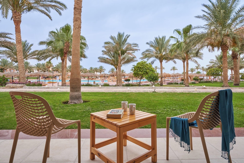 The Three Corners Sea Beach Resort 44/74