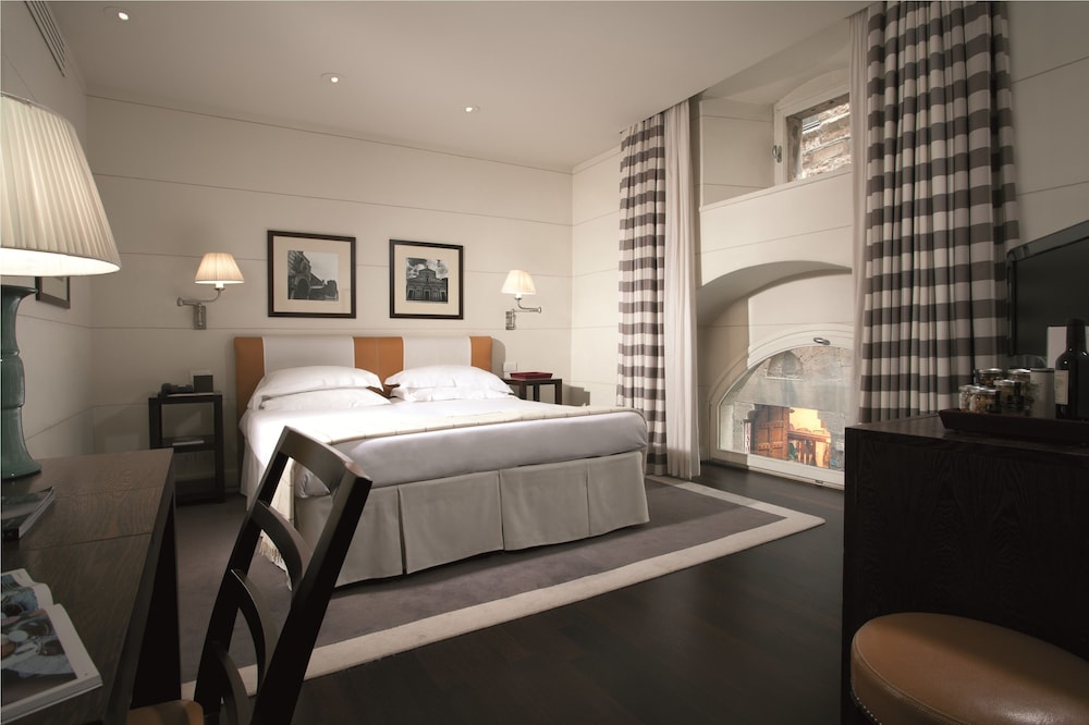Gallery Art Hotel 21/39