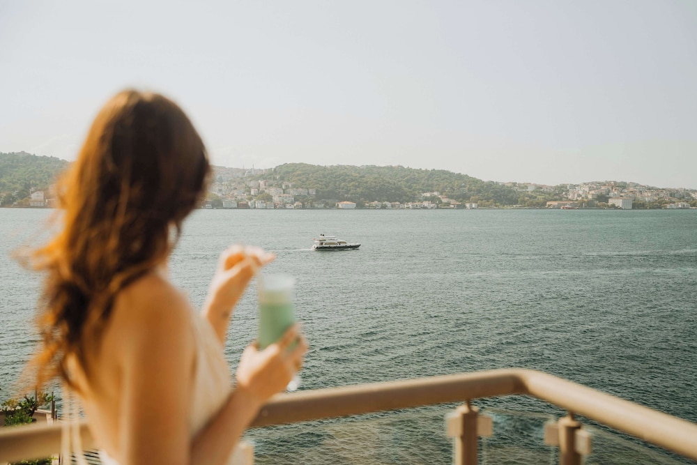 Radisson Blu Bosphorus Hotel 77/80
